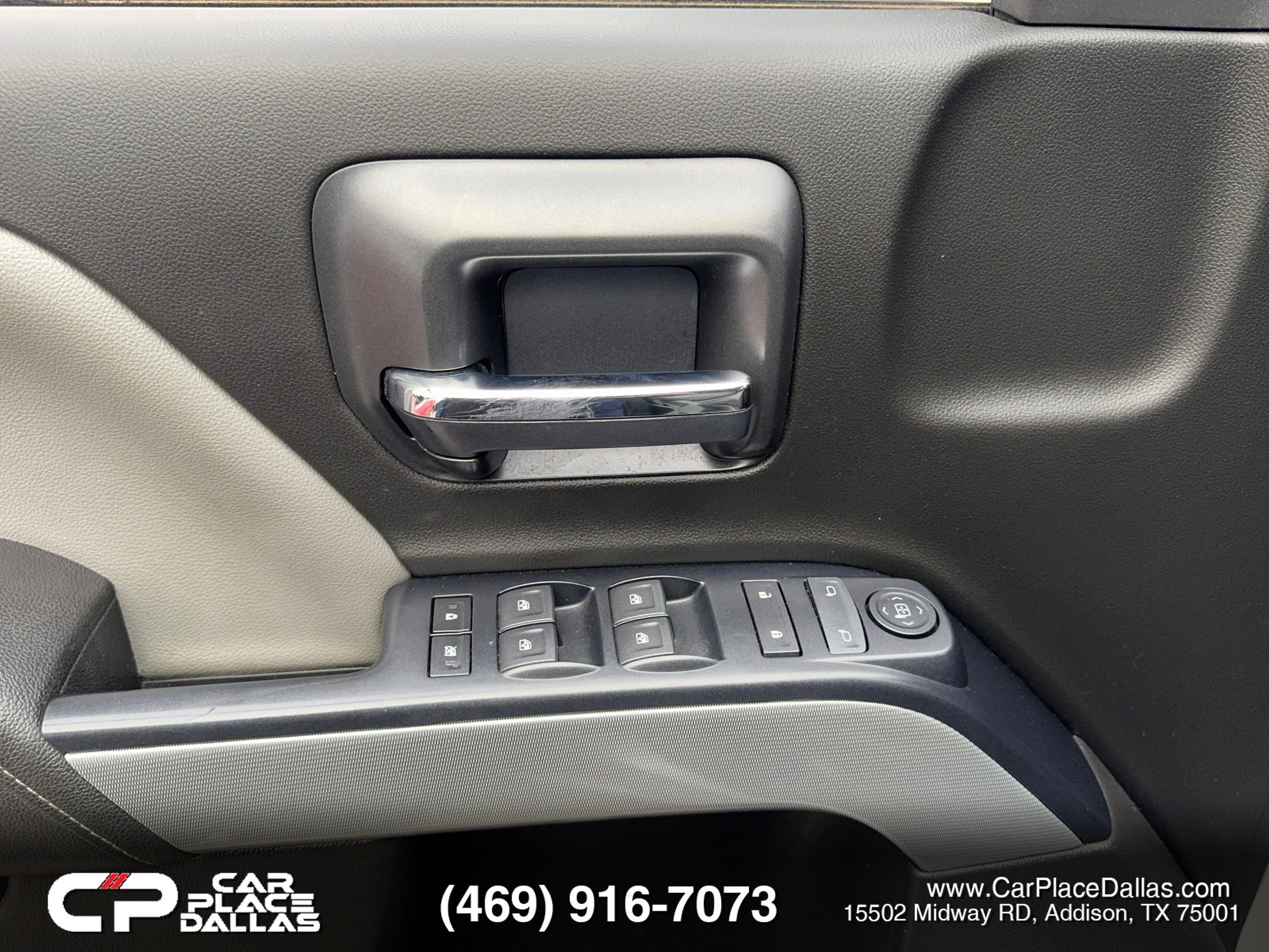 Used 2018 Chevrolet Silverado 1500 LT w/ Texas Edition AWD/4WD image 17