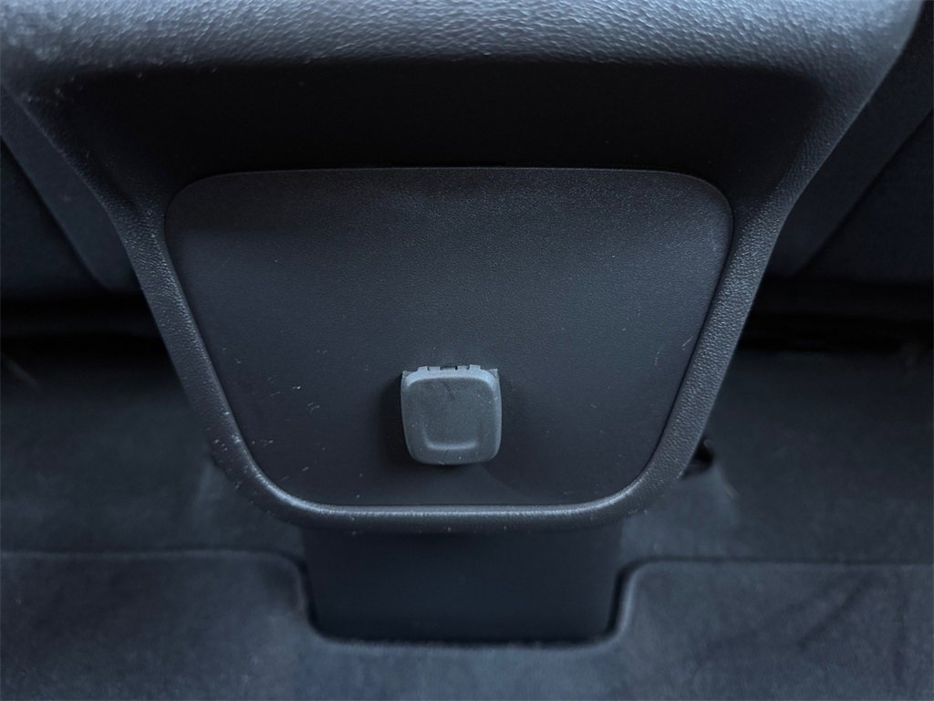 Used 2018 Chevrolet Equinox LS image 29