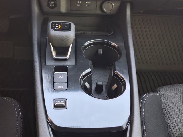 Certified 2026 Nissan Rogue SV FWD image 17