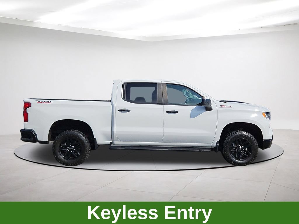 Used 2024 Chevrolet Silverado 1500 LT Trail Boss w/ Protection Package AWD/4WD image 8