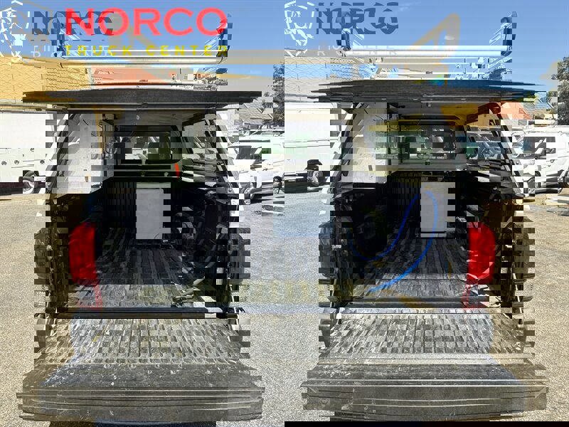 Used 2020 Toyota Tacoma SR image 11