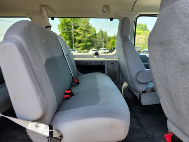 Used 2012 Ford E-350 and Econoline 350 XLT RWD image 16