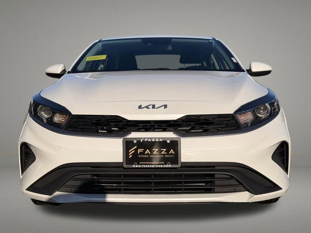 Used 2023 Kia Forte LXS FWD image 9