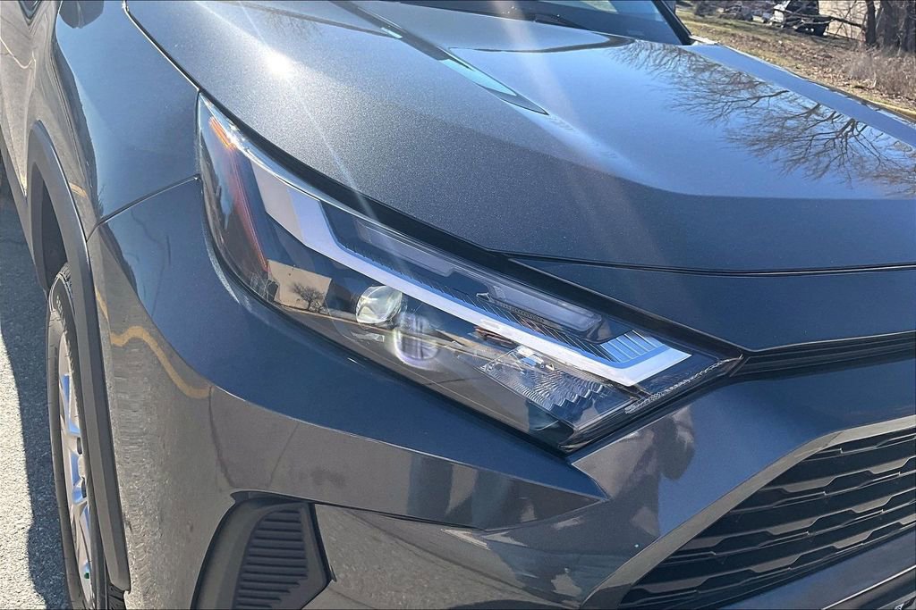 Used 2023 Toyota RAV4 XLE image 29