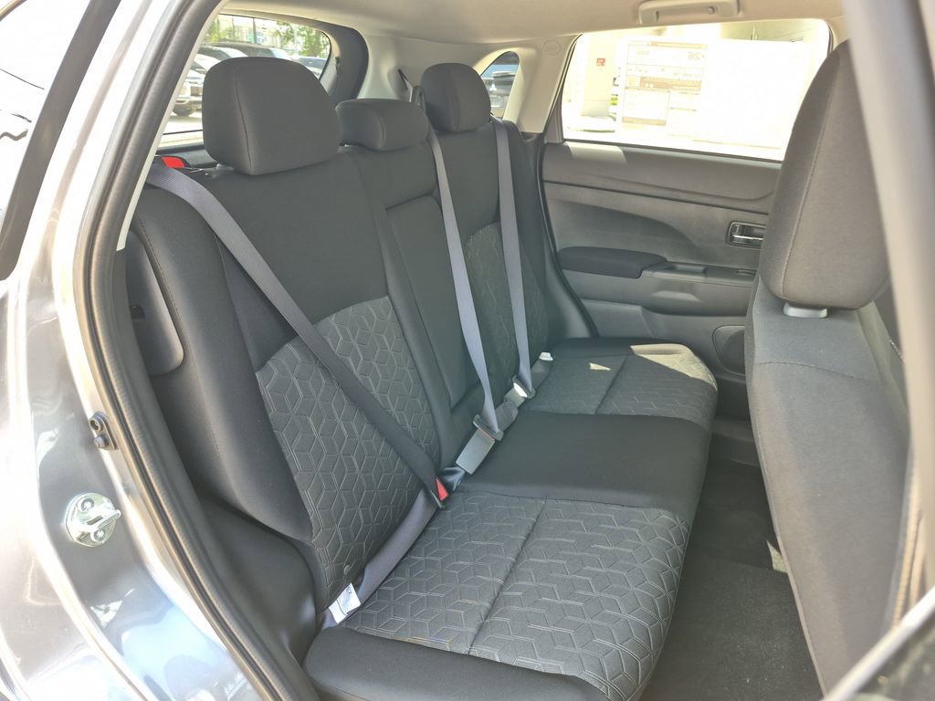 Used 2025 Mitsubishi Outlander Sport ES AWD/4WD image 26