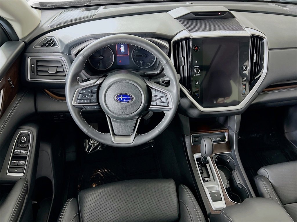 Used 2024 Subaru Ascent Touring image 4