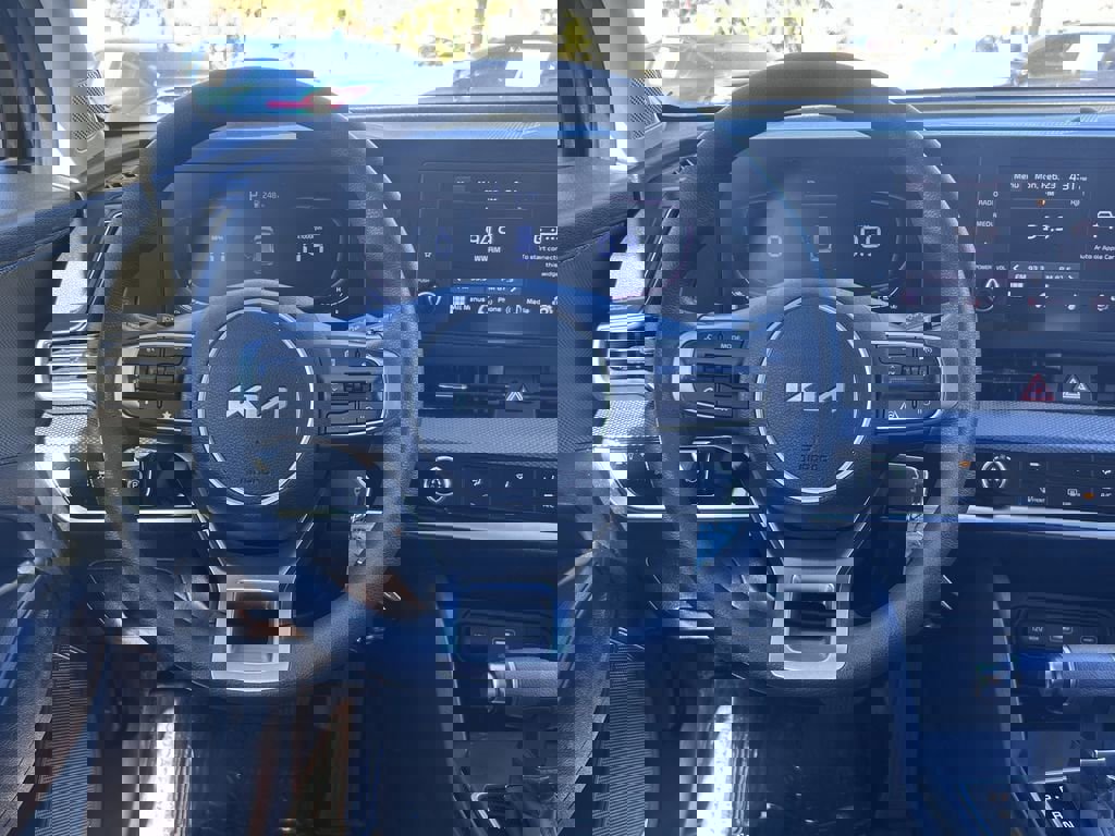 Certified 2023 Kia Sportage LX image 11