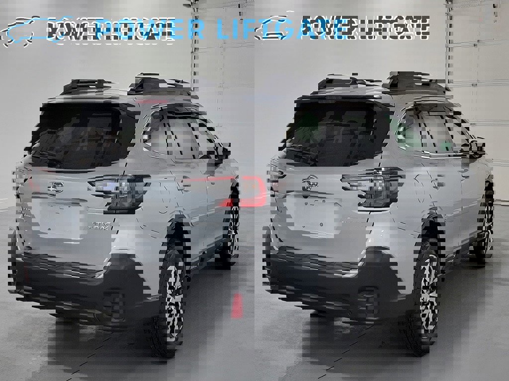 Used 2022 Subaru Outback Premium image 9
