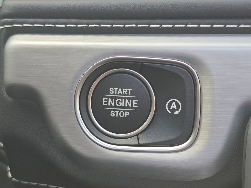 Used 2025 Mercedes-Benz G 63 AMG 4MATIC image 38