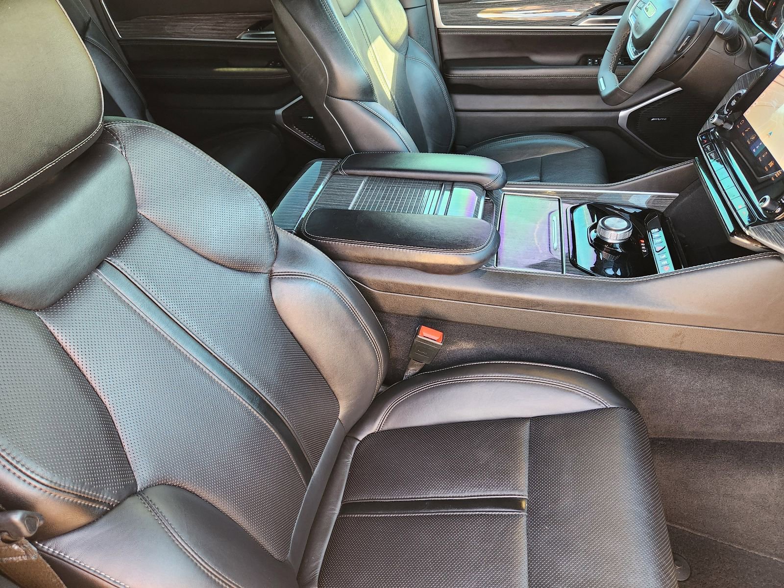 Used 2022 Jeep Wagoneer Series II image 22