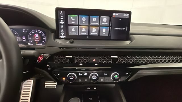 Used 2025 Honda Accord Sport image 23