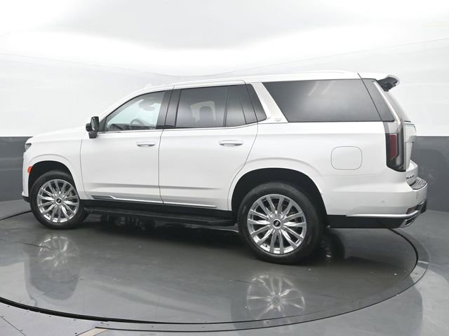 Used 2023 Cadillac Escalade Premium Luxury AWD/4WD image 3