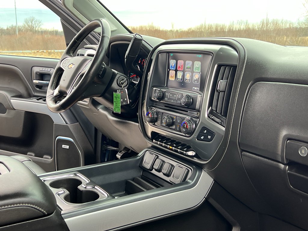Used 2016 Chevrolet Silverado 2500 LTZ w/ LTZ Plus Package image 28