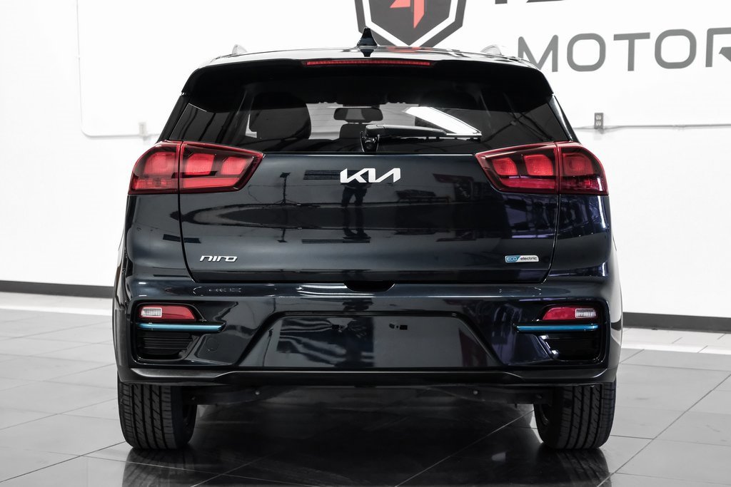 Used 2022 Kia Niro EX image 10
