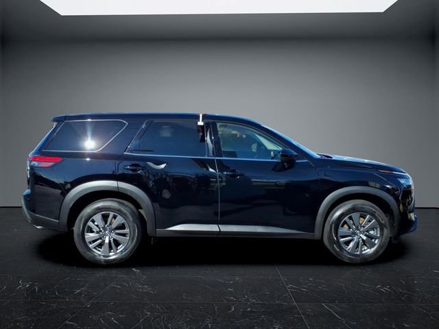 Certified 2025 Nissan Pathfinder S w/ Cargo Package AWD/4WD image 2