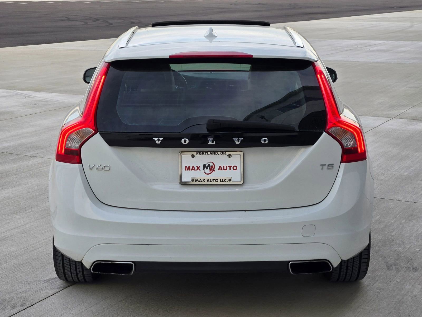 Used 2015 Volvo V60 T5 Premier image 7