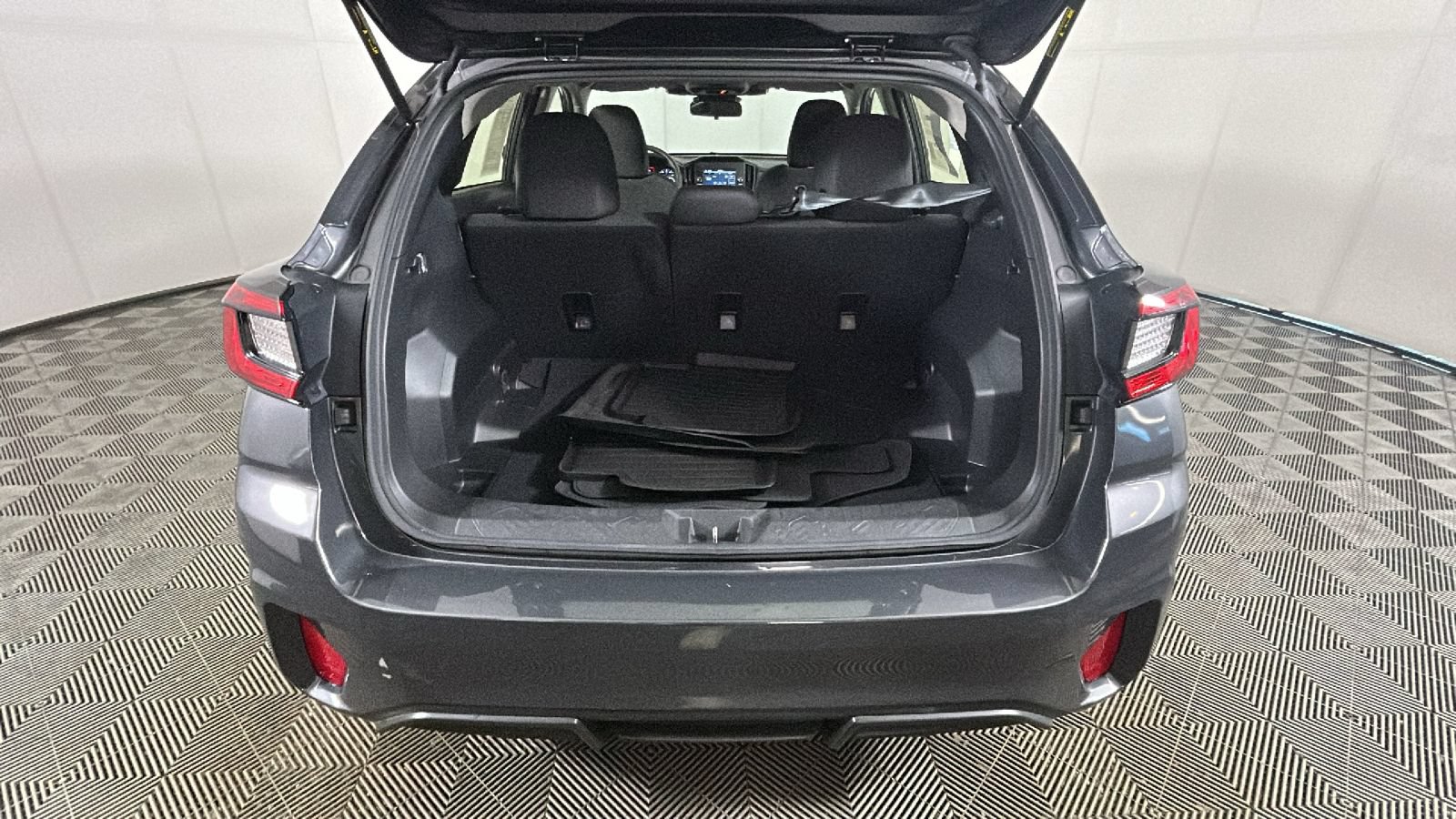 Used 2024 Subaru Impreza 2.0i AWD/4WD image 30