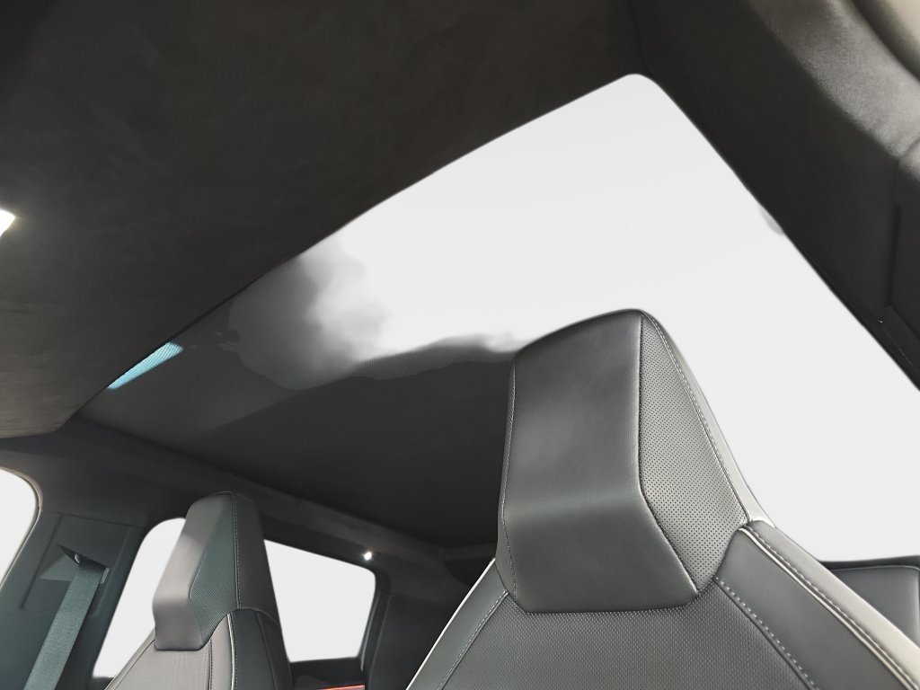 Used 2024 Tesla Cybertruck Cyberbeast AWD/4WD image 29