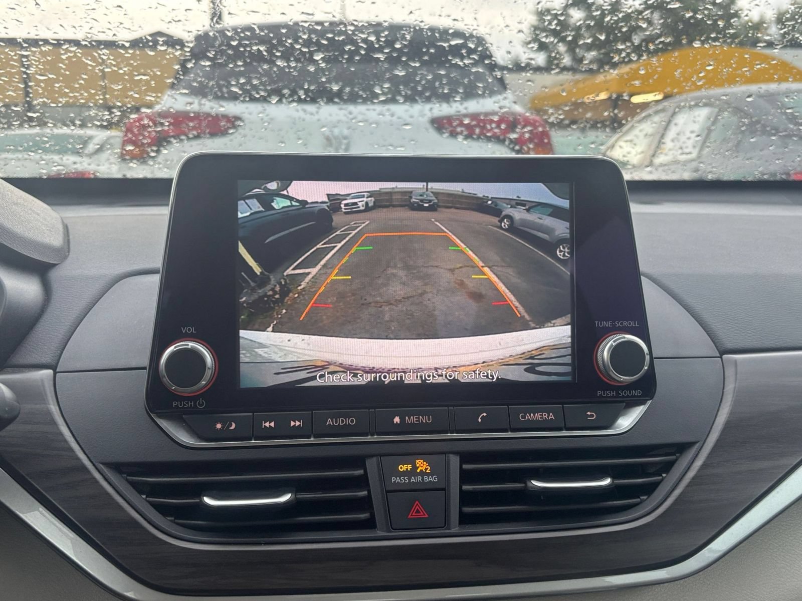 Used 2025 Nissan Altima 2.5 SV FWD image 22