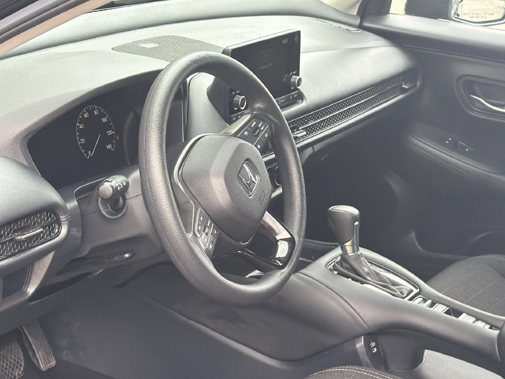 Used 2024 Honda HR-V LX image 12