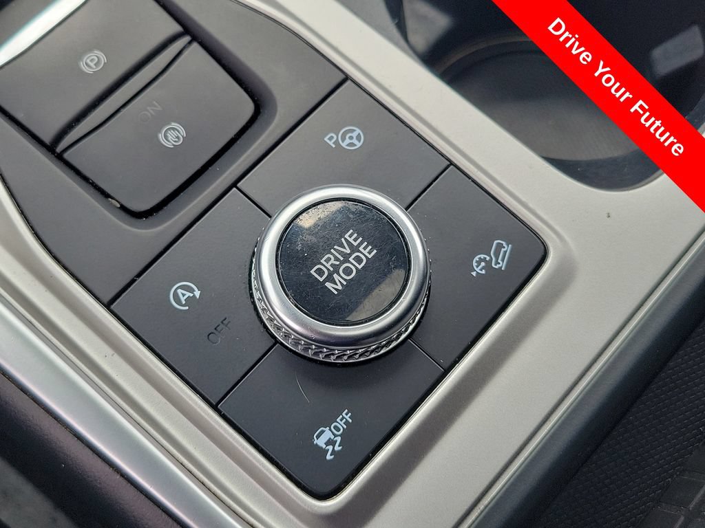 Used 2020 Ford Explorer ST w/ ST High-Performance Pack AWD/4WD image 17