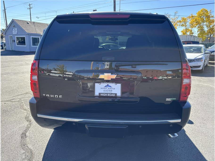 Used 2011 Chevrolet Tahoe LTZ image 4