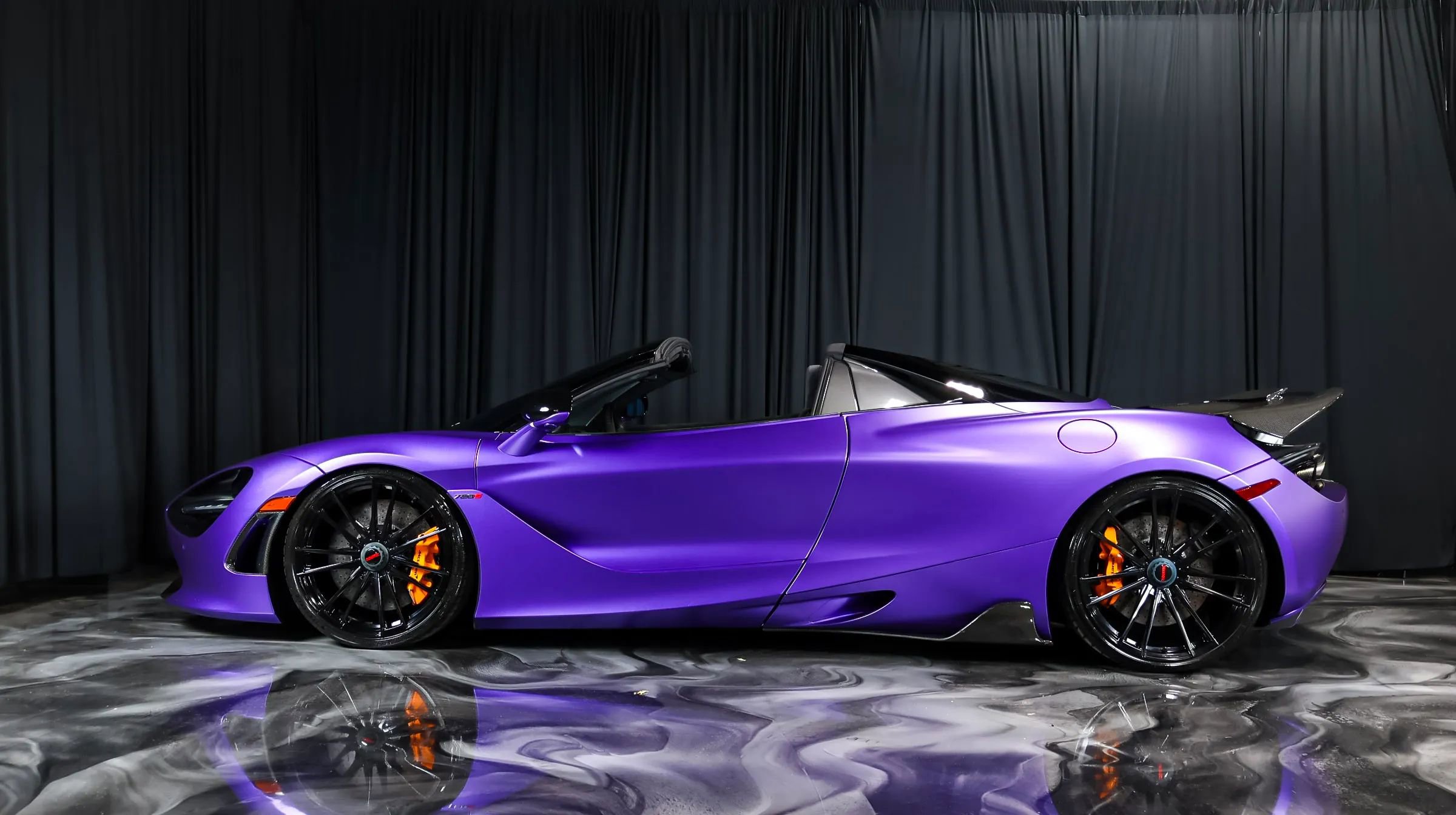 Used 2020 McLaren 720S Spider RWD image 12