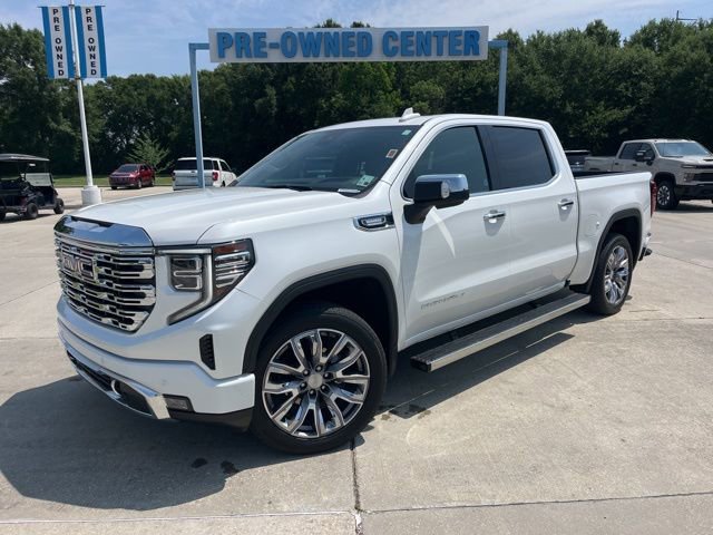 Used 2023 GMC Sierra 1500 Denali w/ Denali Reserve Package AWD/4WD image 2