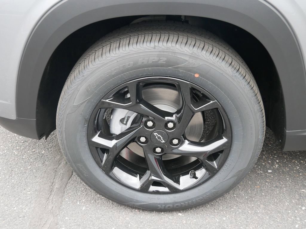 New 2026 Chevrolet Trax LT FWD image 13