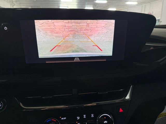 Used 2025 Buick Envista Preferred w/ Convenience II Package FWD image 9
