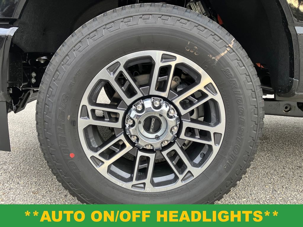 New 2026 Ford F250 Platinum w/ Platinum Plus Package image 15