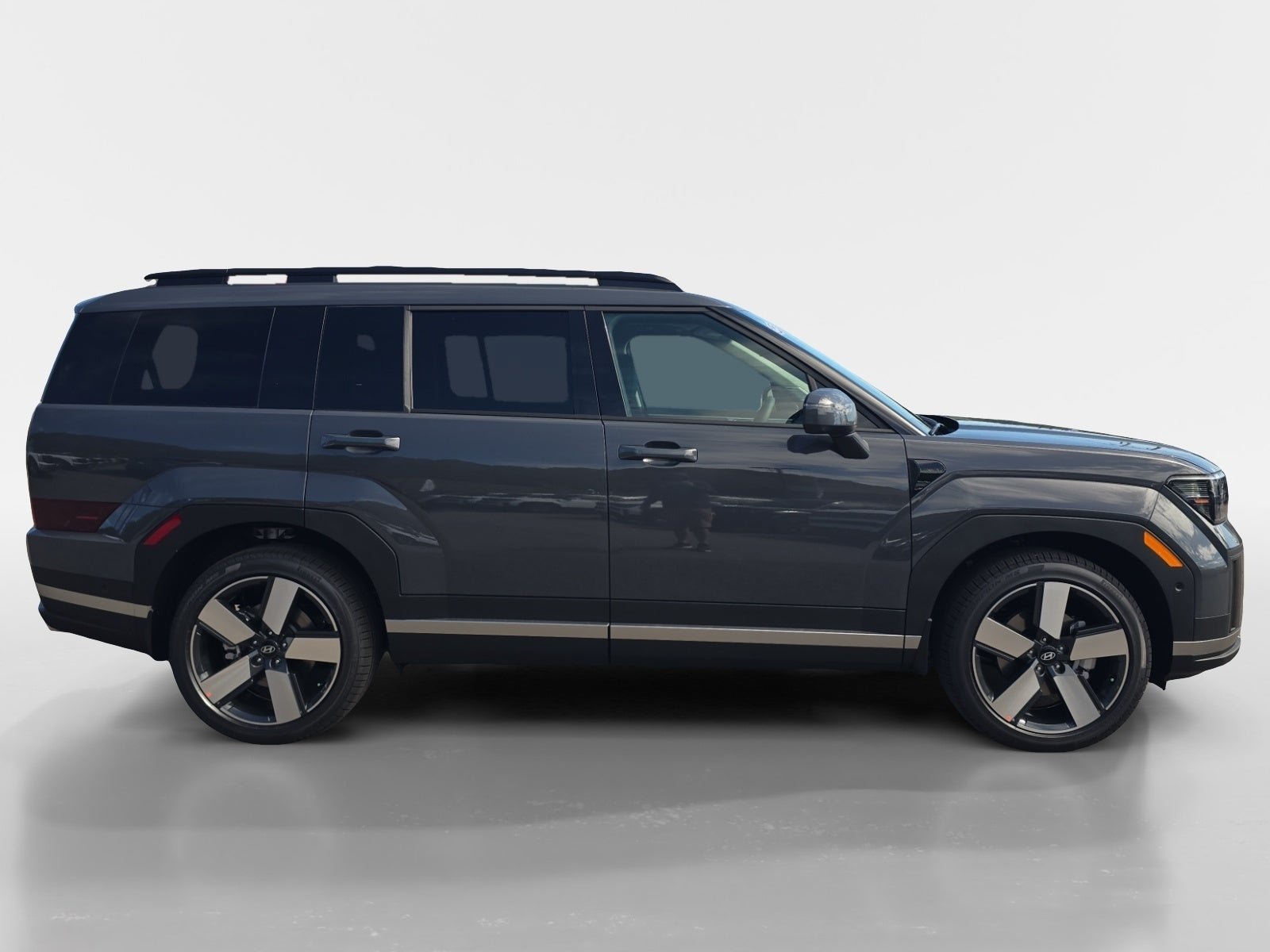 New 2027 Hyundai Santa Fe Limited FWD image 2