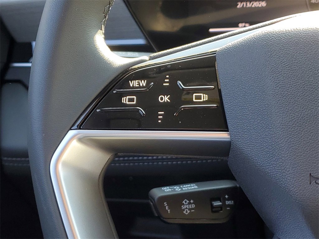 New 2025 Audi Q6 e-tron Premium image 9