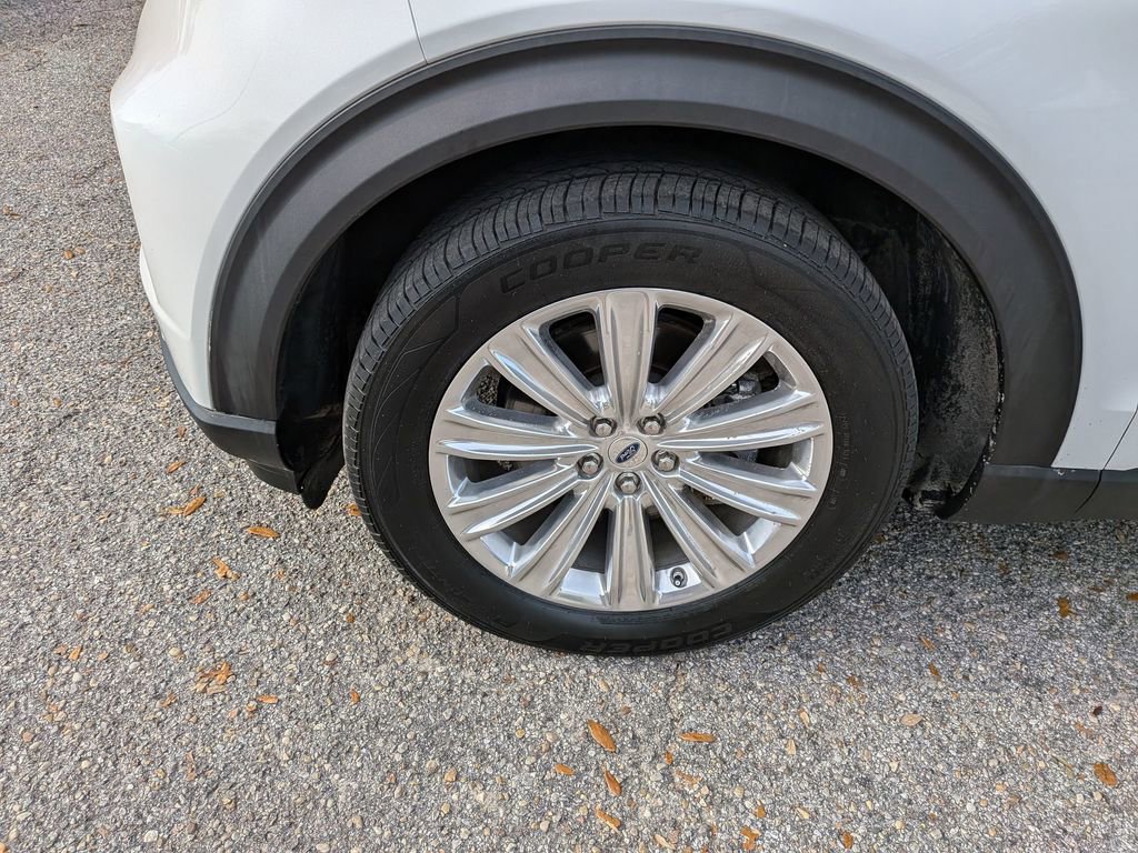 Used 2020 Ford Explorer Limited w/ Hybrid Equipment Group 310A image 34