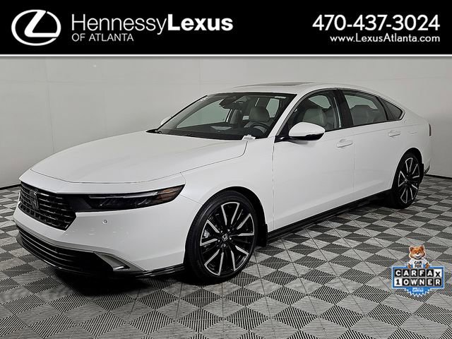 Used 2025 Honda Accord Touring image 1