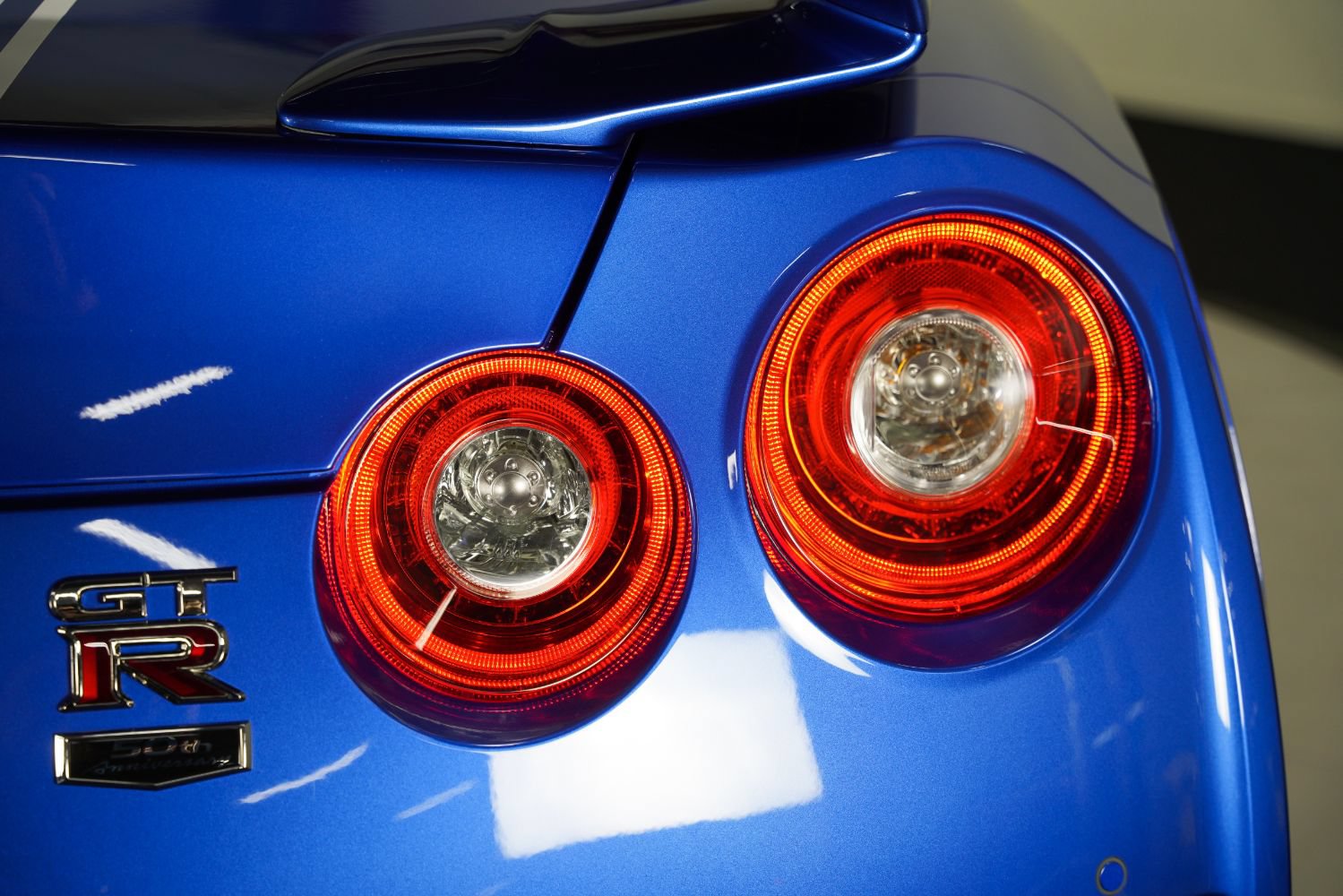 Used 2020 Nissan GT-R Premium AWD/4WD image 24