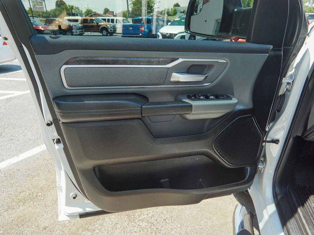 Used 2020 RAM 1500 Big Horn AWD/4WD image 14
