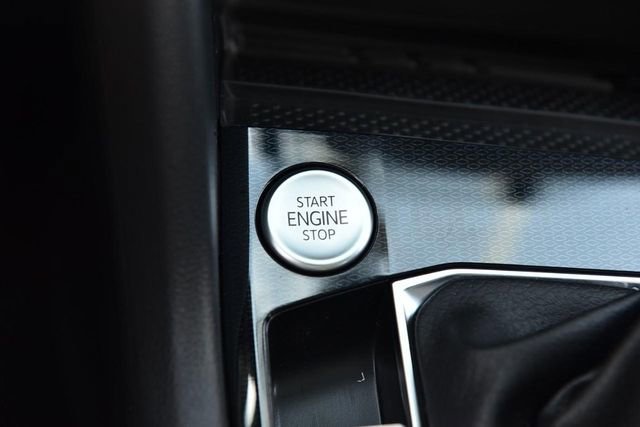 New 2026 Volkswagen Taos SE AWD/4WD image 16