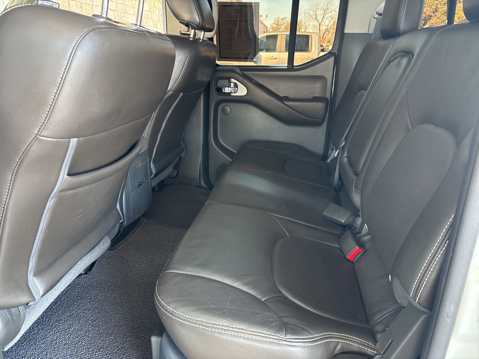 Used 2019 Nissan Frontier PRO-4X w/ Pro-4x Luxury Package image 16