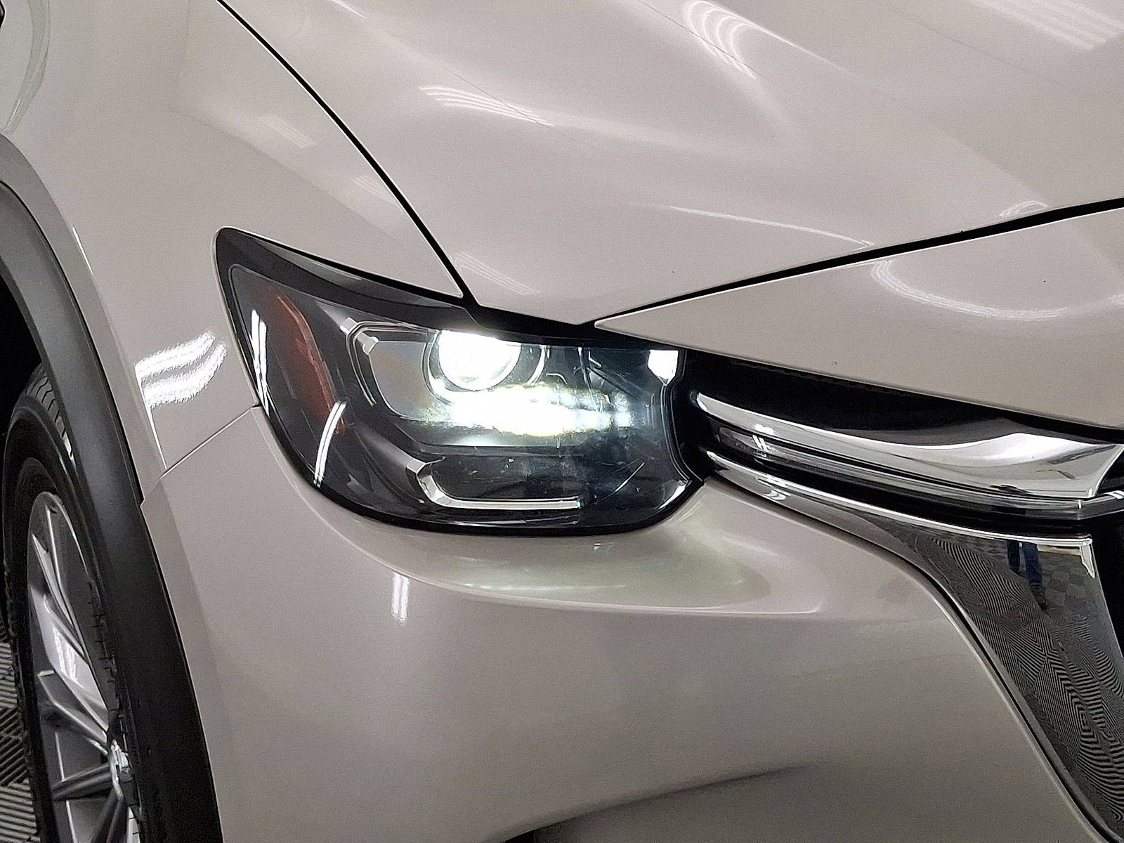 Used 2024 MAZDA CX-90 3.3 Turbo w/ Preferred Plus AWD/4WD image 28