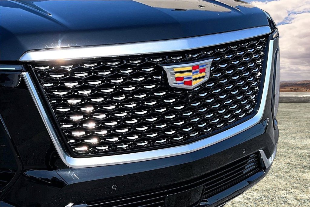 Certified 2026 Cadillac Escalade Luxury AWD/4WD image 34