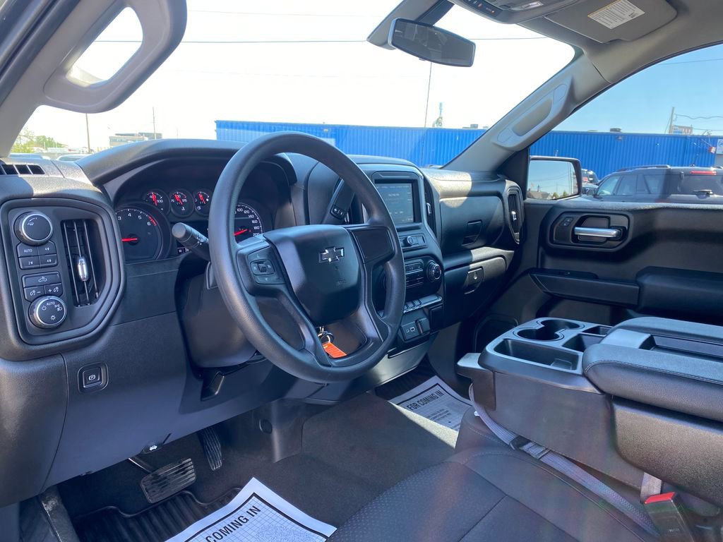 Used 2021 Chevrolet Silverado 1500 Custom Trail Boss w/ LPO, Dark Essentials Package AWD/4WD image 9