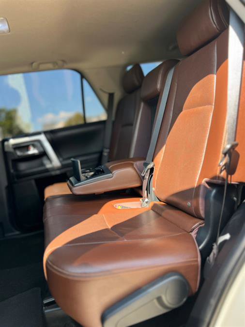 Used 2020 Toyota 4Runner Limited image 34