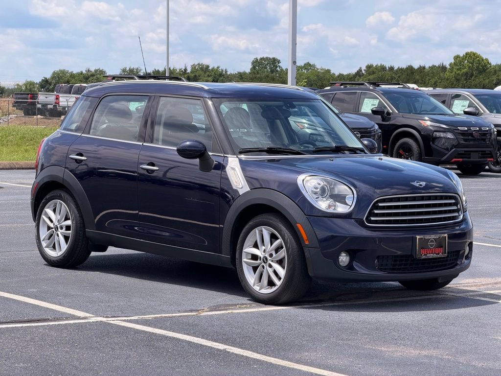 Used 2014 MINI Cooper Countryman FWD image 2