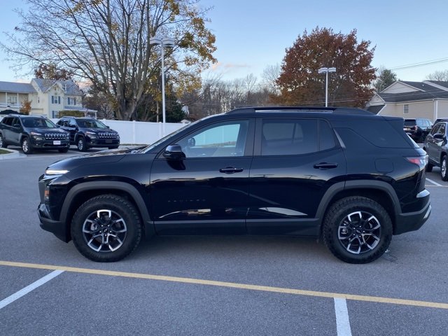 Used 2025 Chevrolet Equinox ACTIV w/ Safety and Technology Package image 2