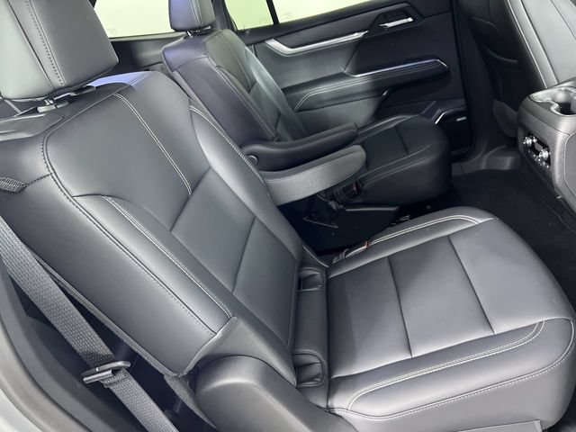 Used 2026 GMC Acadia Elevation w/ Elevation Premium Package FWD image 27
