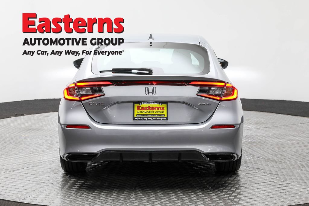 Used 2022 Honda Civic Sport image 6