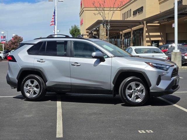 Certified 2025 Toyota RAV4 XLE w/ Convenience Package AWD/4WD image 4
