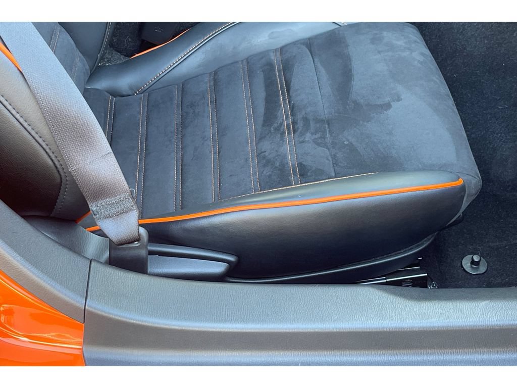 Used 2019 MAZDA MX-5 Miata 30th Anniversary RWD image 19