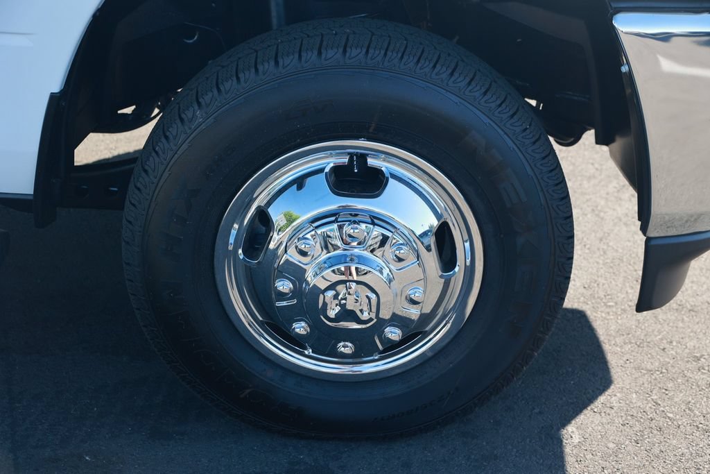 New 2026 RAM 3500 Tradesman AWD/4WD image 8